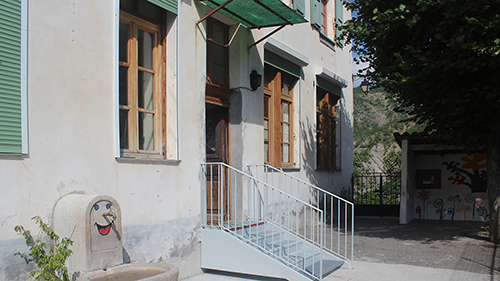 Daluis école entrée